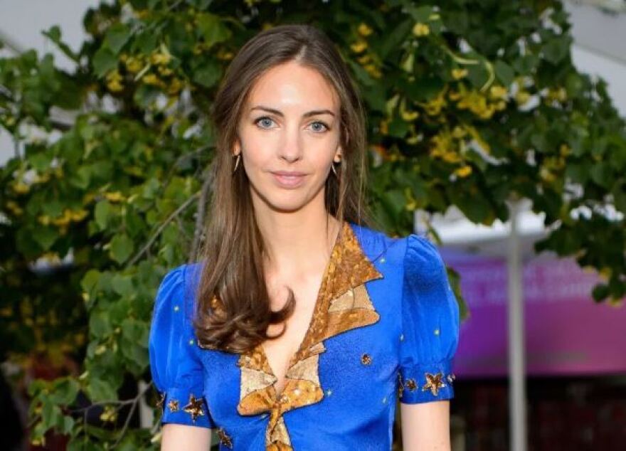 Ρόουζ Χάνμπερι: Η μαρκησία με το μπικίνι που έβαλε φωτιά στο Μπάκιγχαμ ως κρυφή ερωμένη του Ουίλιαμ