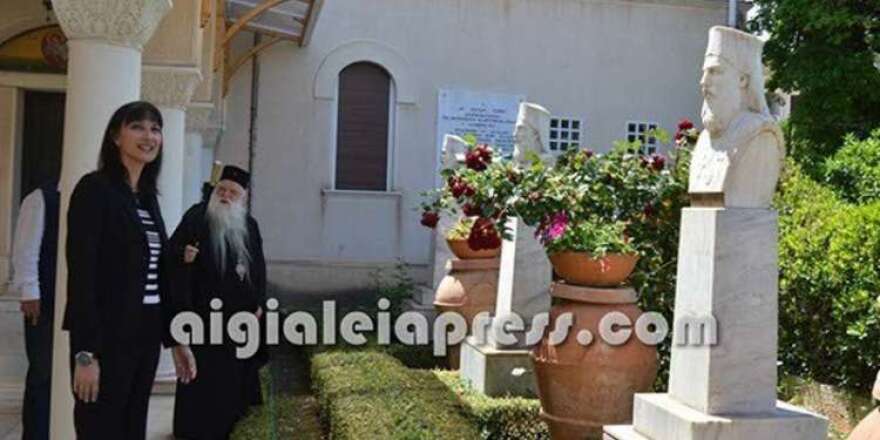 Δεν είναι μόνο ο Κουρουμπλής - Και η Κουντουρά χεράκι χεράκι με Αμβρόσιο