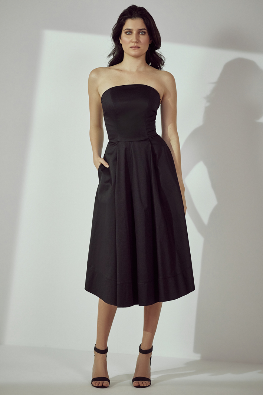 Όλοι μιλούν για τη νέα συλλογή ρούχων της Υβόννης Μπόσνιακ 