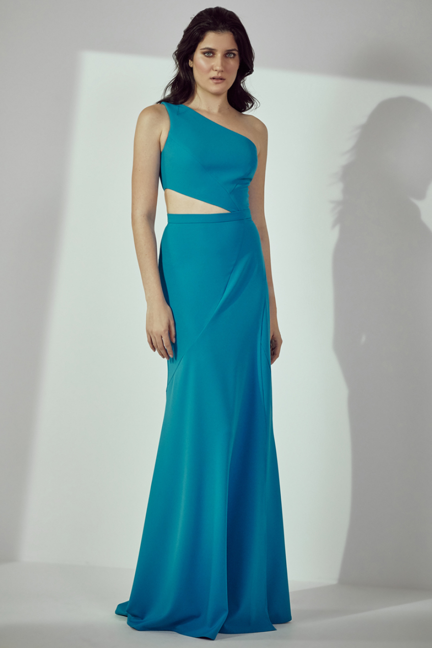 Όλοι μιλούν για τη νέα συλλογή ρούχων της Υβόννης Μπόσνιακ 