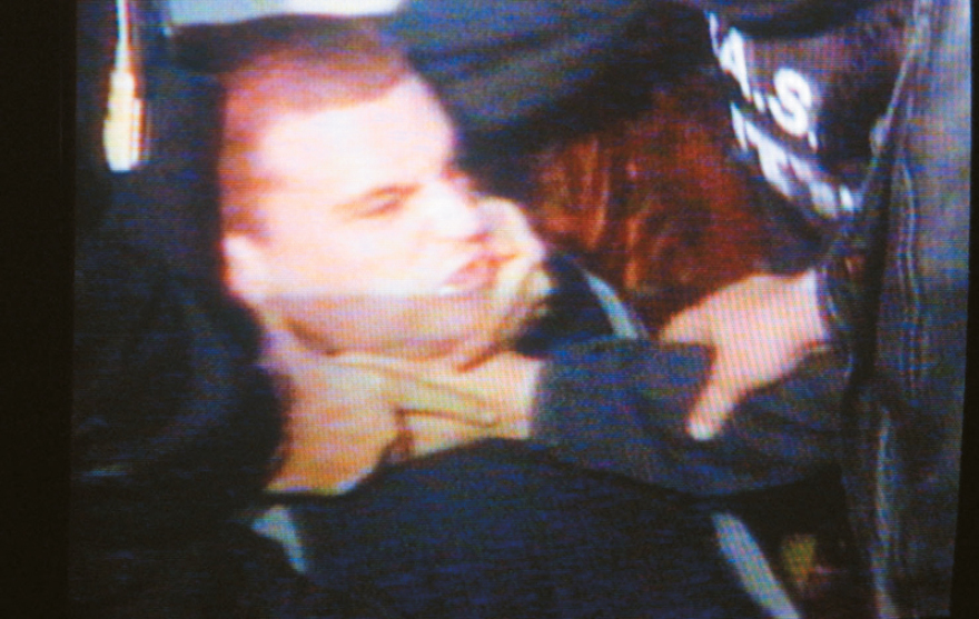 Κώστας Πάσσαρης: Ο κόσμος θα ήταν καλύτερος αν δεν είχα γεννηθεί - Δείτε βίντεο