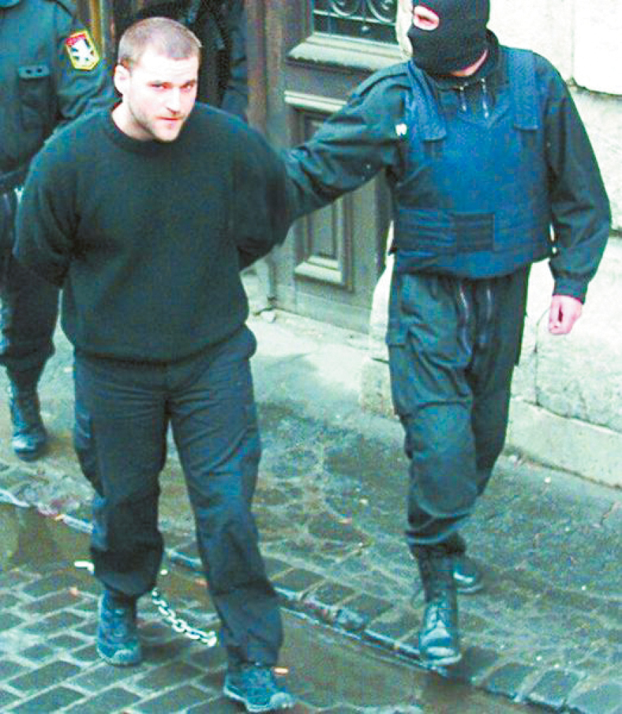 Κώστας Πάσσαρης: Ο κόσμος θα ήταν καλύτερος αν δεν είχα γεννηθεί - Δείτε βίντεο