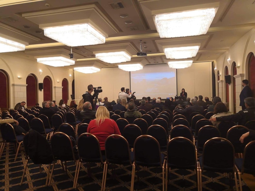 «Βατερλώ» για την Κουντουρά στο Ηράκλειο: «Τρεις κι ο κούκος» σε εκδήλωσή της