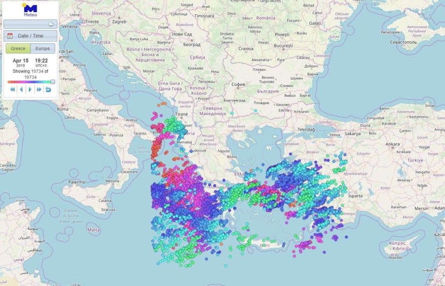 Meteo: 11.000 κεραυνοί έπεσαν σε όλη την Ελλάδα - Οι 700 στην Αττική