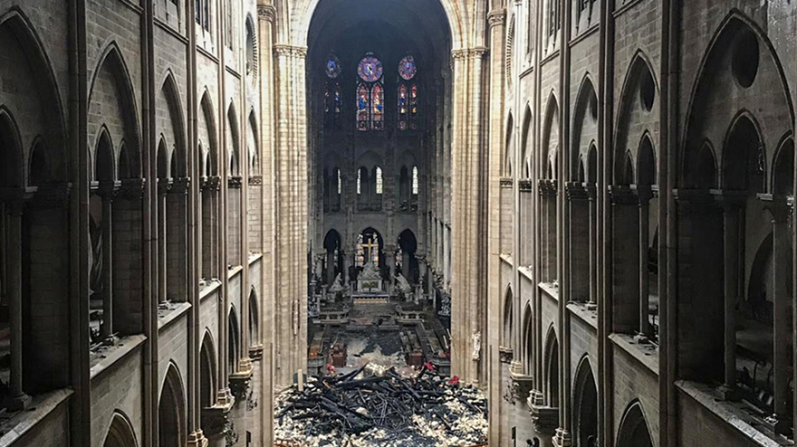 Παναγία των Παρισίων: Ο ναός «σύμβολο» δεν θα επανέλθει ποτέ στο παλιό του μεγαλείο, εκτιμούν οι ειδικοί