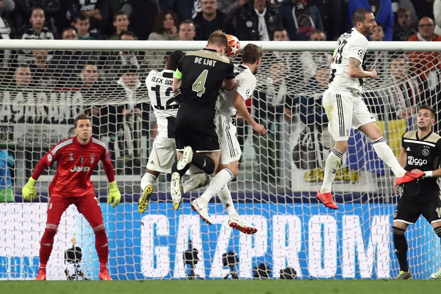 Η Ευρώπη υποκλίνεται στον Άγιαξ: Το μοναδικό ρεκόρ των Ολλανδών μετά τον αποκλεισμό της Γιουβέντους