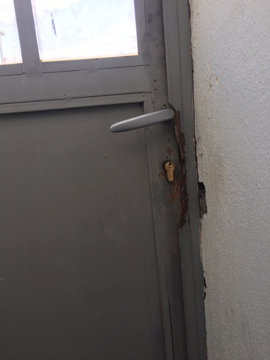 Σοκ στον Νέο Κόσμο: Ληστές χτυπούσαν επί δύο ώρες ηλικιωμένη επειδή δεν έβρισκαν χρήματα 