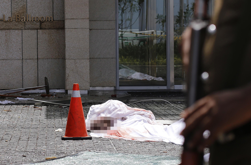 Ανείπωτη τραγωδία στη Σρι Λάνκα: Στους 207 οι νεκροί των επιθέσεων