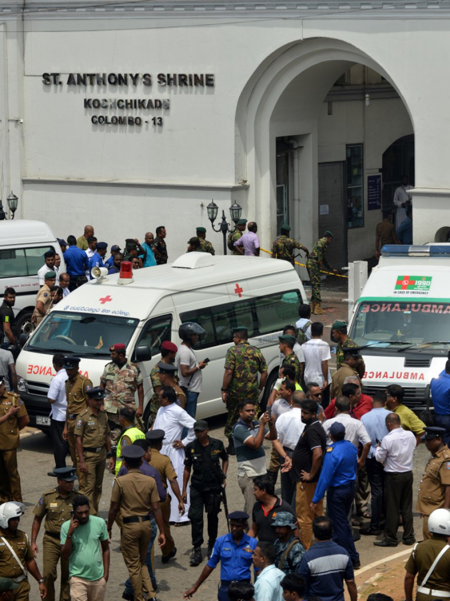 Μακελειό στη Σρι Λάνκα: Τουλάχιστον 160 νεκροί - Δείτε βίντεο σοκ από το «ματωμένο» Πάσχα των Καθολικών