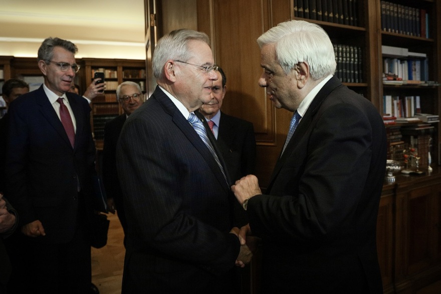 Μήνυμα Παυλόπουλου στην Τουρκία για τους S-400: Δεν μπορείς να πατάς σε δύο βάρκες