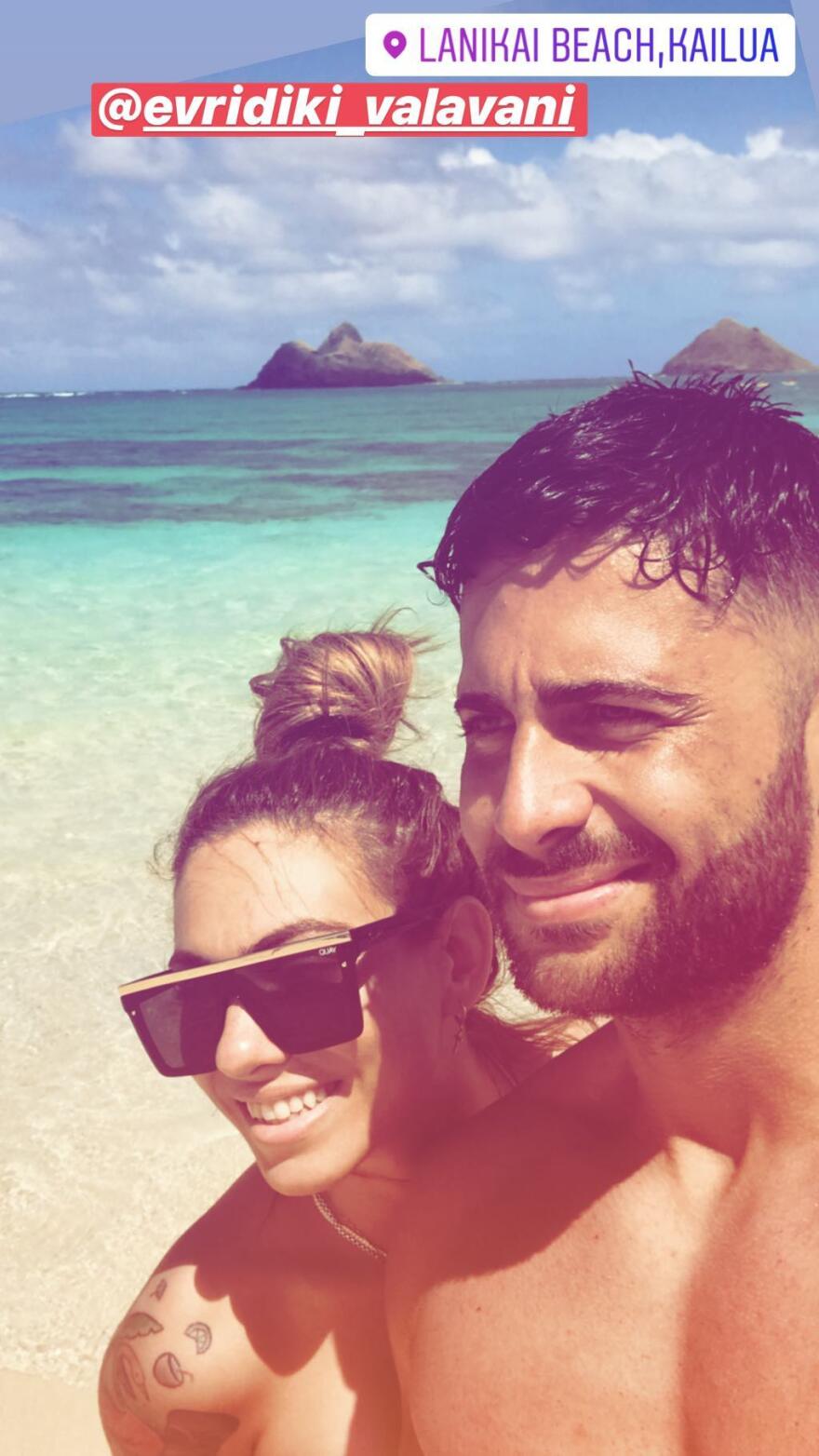 Ευρυδίκη Βαλαβάνη- Κωνσταντίνος Βασάλος: Πάσχα στην εξωτική Χαβάη