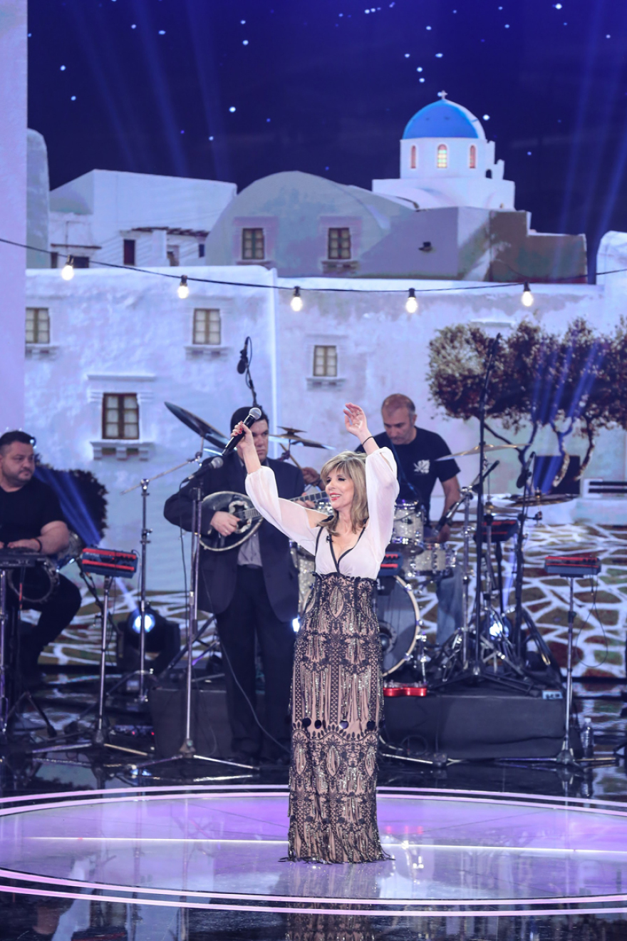 Κατερίνα Στανίση: Ο άντρας που έκανε «Θεό» και την έκανε να πέσει στα πατώματα