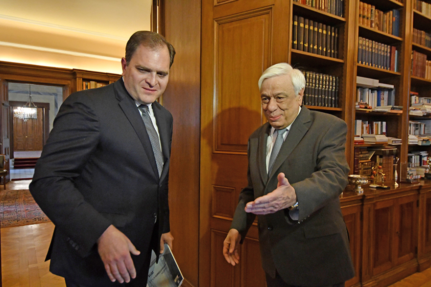 Παυλόπουλος: Οι Αρχές Είσπραξης δεν πρέπει να ξεχνάνε τον άνθρωπο