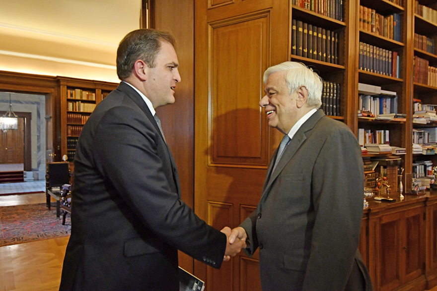 Παυλόπουλος: Οι Αρχές Είσπραξης δεν πρέπει να ξεχνάνε τον άνθρωπο