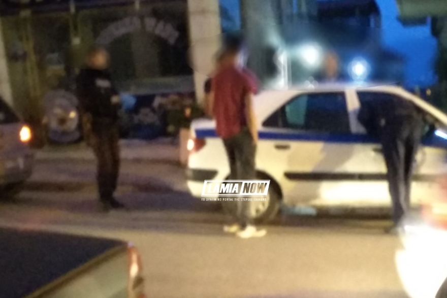 Λαμία: Οδηγούσαν υπό την επήρεια ναρκωτικών με μικρό παιδί μέσα στο αυτοκίνητο