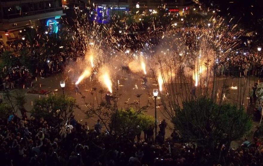 Χαλκούνια 2019: Υπερθέαμα και φέτος στο Αγρίνιο - Βίντεο από την αναβίωση του εθίμου 