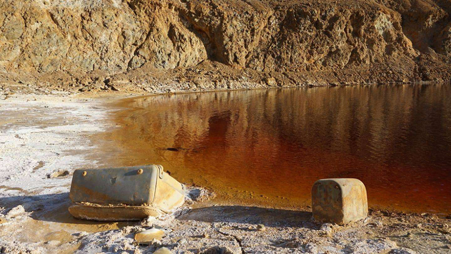 Serial killer στην Κύπρο: Τι κρύβουν οι βαλίτσες στην «Κόκκινη Λίμνη» - Ψάχνουν ακόμα τρία πτώματα