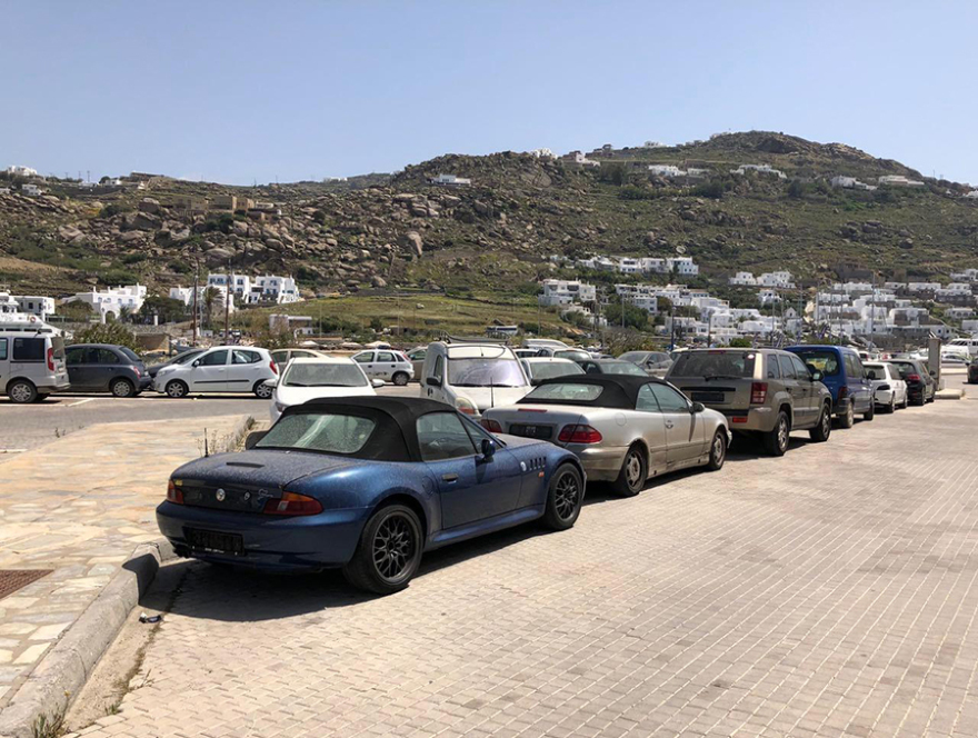 Μύκονος: «Σαφάρι» ελέγχων για ΙΧ με βουλγαρικές πινακίδες και «πειρατικά» τουριστικά σκάφη