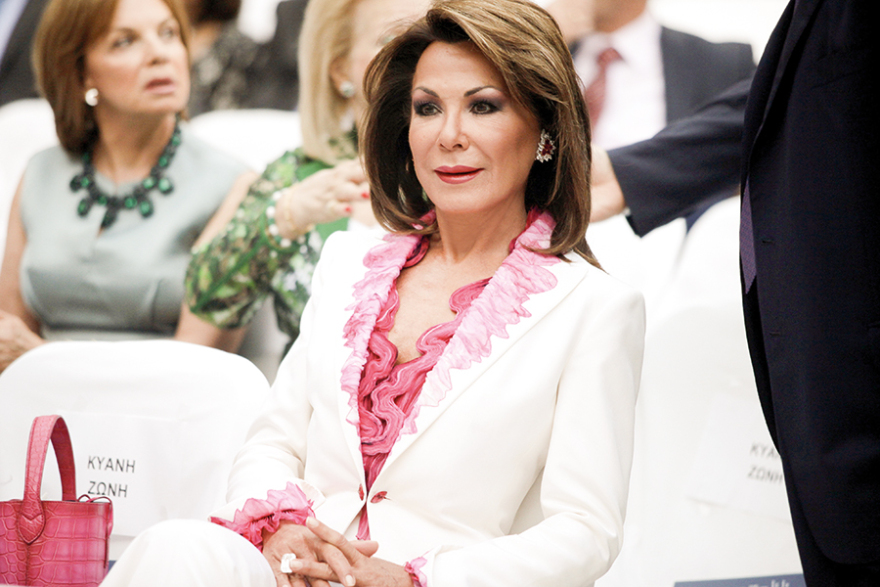 Lady G: Γιαγιά για τρίτη φορά