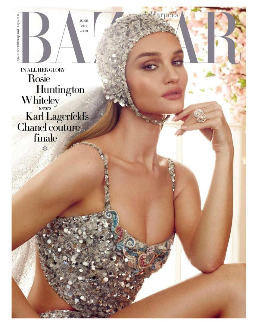 Υβόννη Μπόσνιακ: Τα ξένα περιοδικά μόδας εκθειάζουν τη νέα συλλογή της