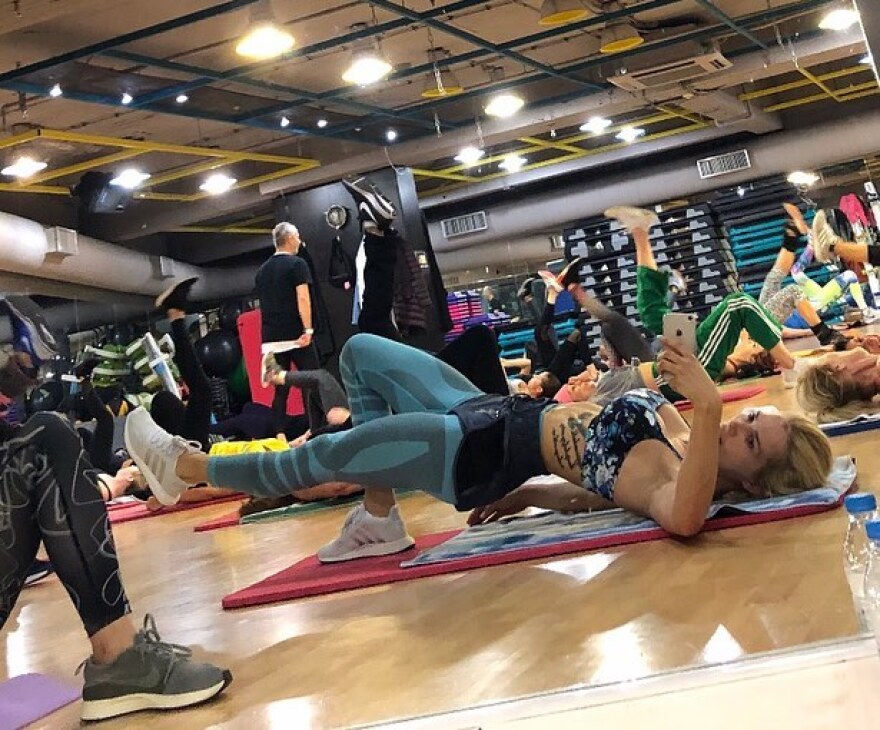 Η Βικτώρια Καρύδα ξεκίνησε εντατική γυμναστική 