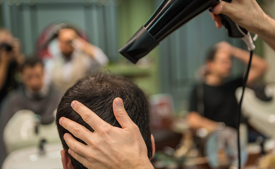 Με γραμμές λιγότερο επιτηδευμένες…