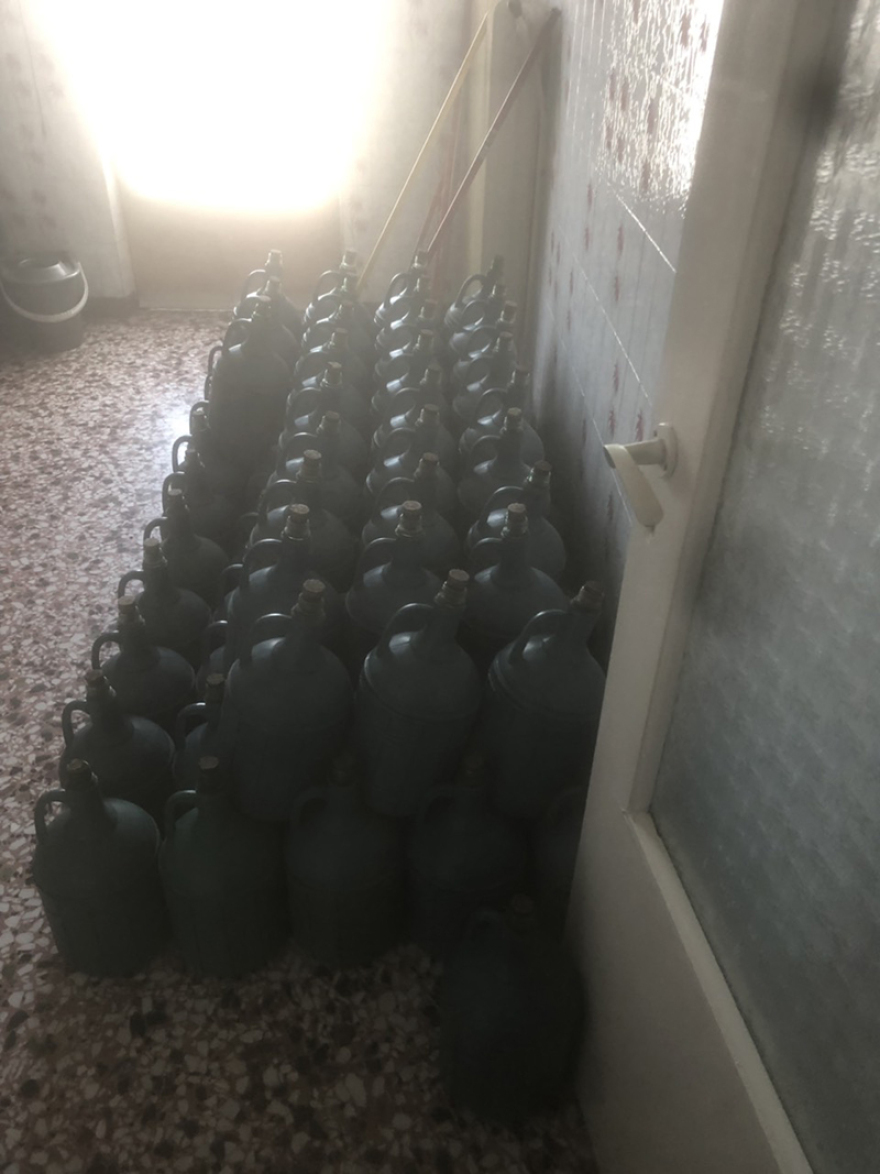 Πλήγμα της ΑΑΔΕ στο λαθρεμπόριο ποτών: Κατασχέθηκαν 12.881 λίτρα