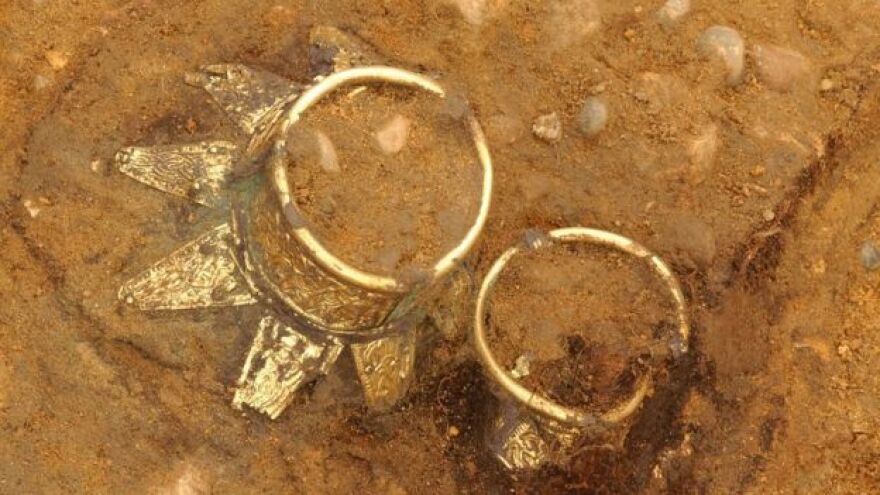 Η βρετανική «απάντηση» στον Τάφο του Τουταγχαμών - Συγκλονιστικά ευρήματα σε αγγλοσαξονικό ταφικό θάλαμο!