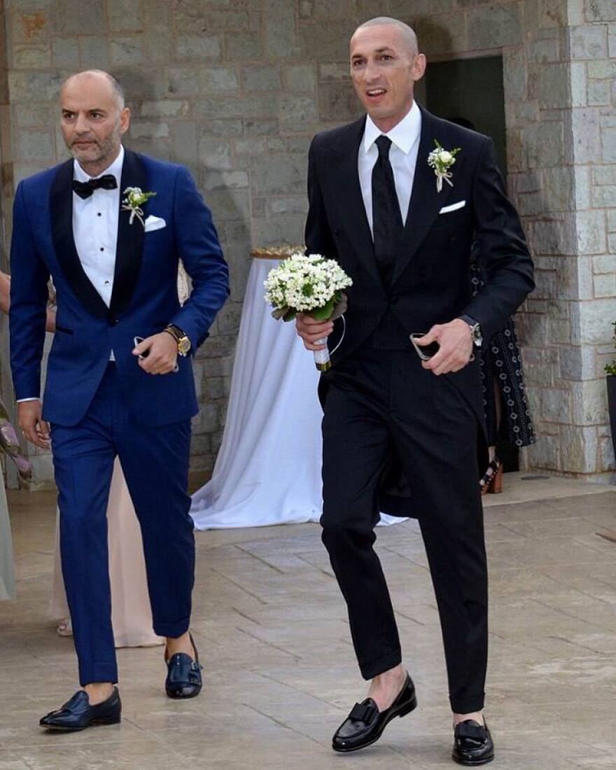 Γιώργος Παπαδόγαμβρος: O ράφτης των διασήμων έχει ντύσει 3.500 γαμπρούς