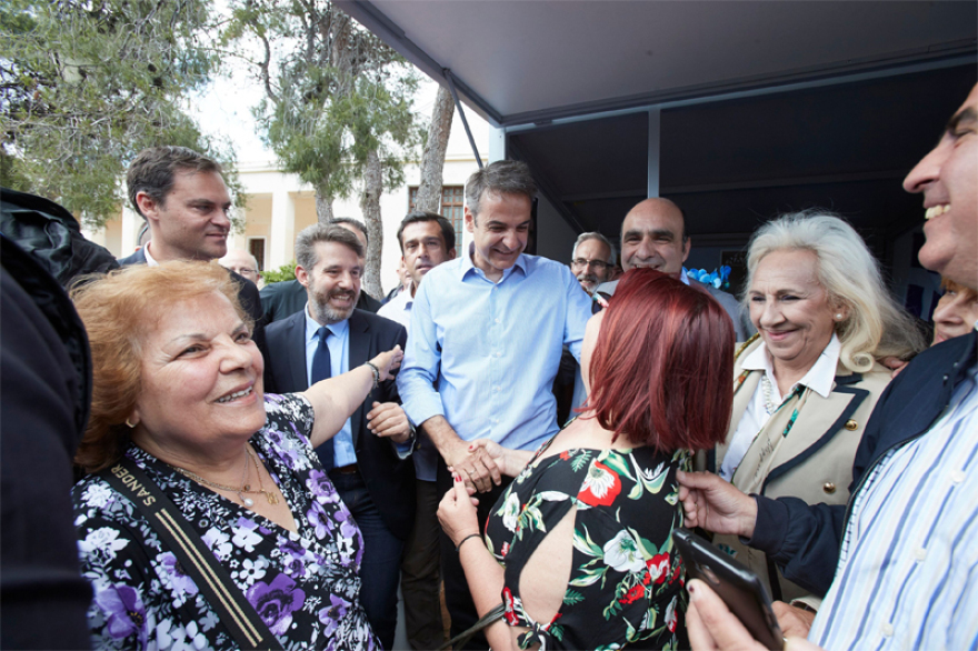 Μητσοτάκης: Ο Τσίπρας εξαγόρασε την ψήφο εμπιστοσύνης με υπουργεία