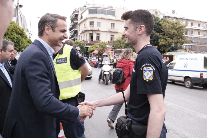 Μητσοτάκης: Ποια 13η; - Με τον ΣΥΡΙΖΑ κινδυνεύει η 12η σύνταξη 