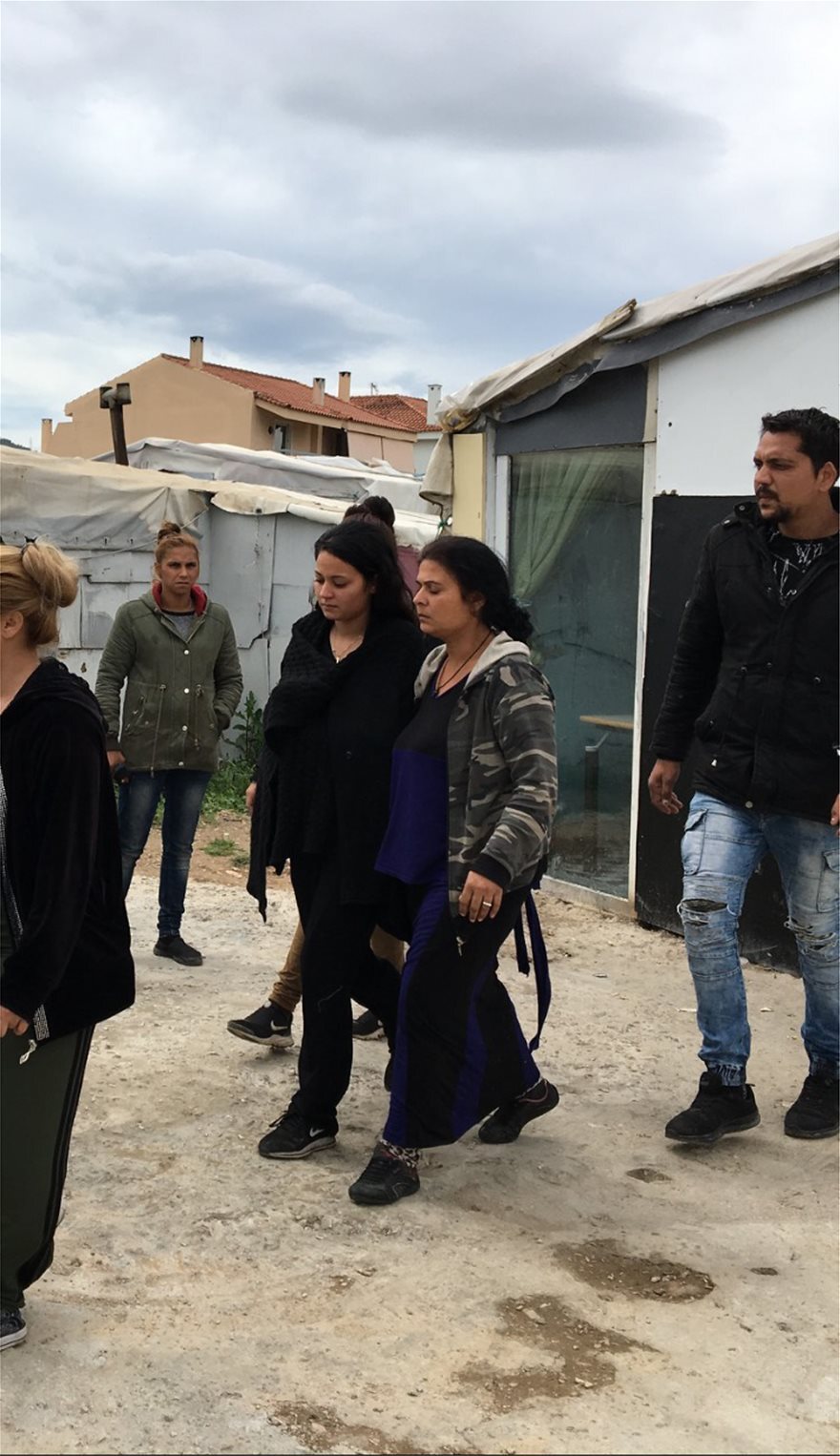 «Τον αγαπάω ακόμη»: Η εξομολόγηση της 21χρονης που είδε τον σύντροφό της να σκοτώνει τον 4χρονο γιο της