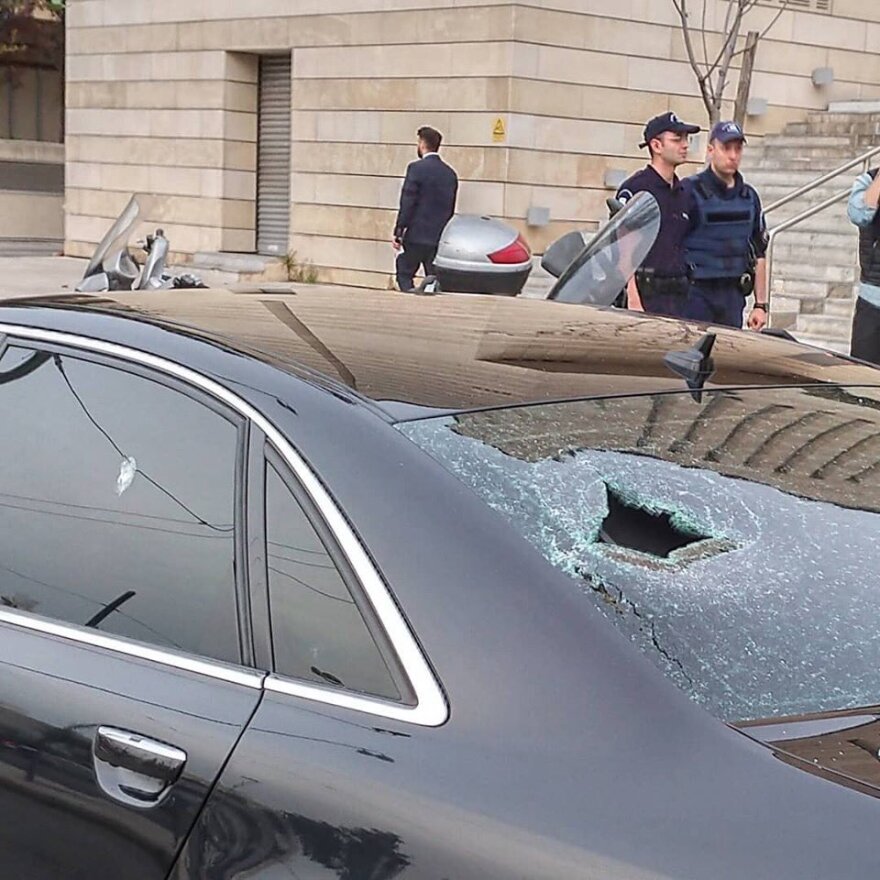  Κουκουλοφόροι επιτέθηκαν σε εκδηλώσεις της ΝΔ σε Αθήνα  - Θεσσαλονίκη 