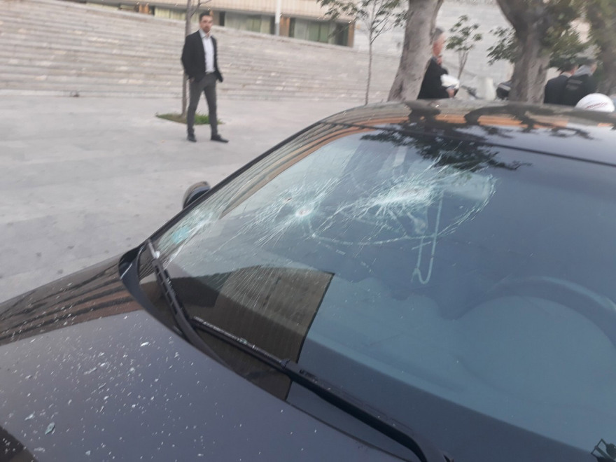  Κουκουλοφόροι επιτέθηκαν σε εκδηλώσεις της ΝΔ σε Αθήνα  - Θεσσαλονίκη 