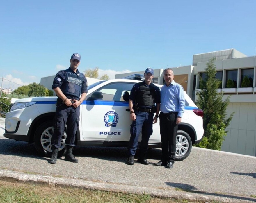 Ο Δήμος Παπάγου - Χολαργού δώρισε περιπολικό στο Α.Τ της περιοχής