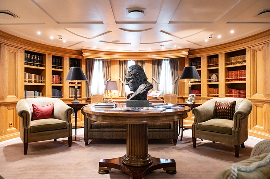 «Christina O»: Δείτε φωτογραφίες από το ανακαινισμένο «πλωτό παλάτι» του Ωνάση