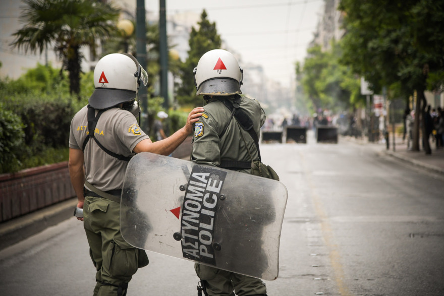  Άδεια Κουφοντίνα: Μπαράζ επιθέσεων από αντιεξουσιαστές