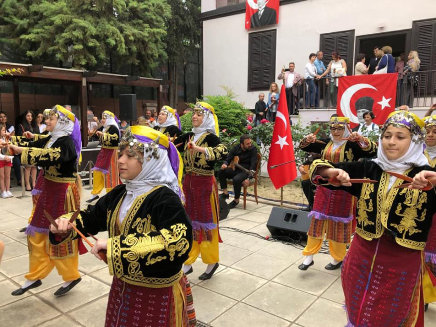 Θεσσαλονίκη: Χαρές και πανηγύρια από Τούρκους την ημέρα μνήμης της Γενοκτονίας των Ποντίων