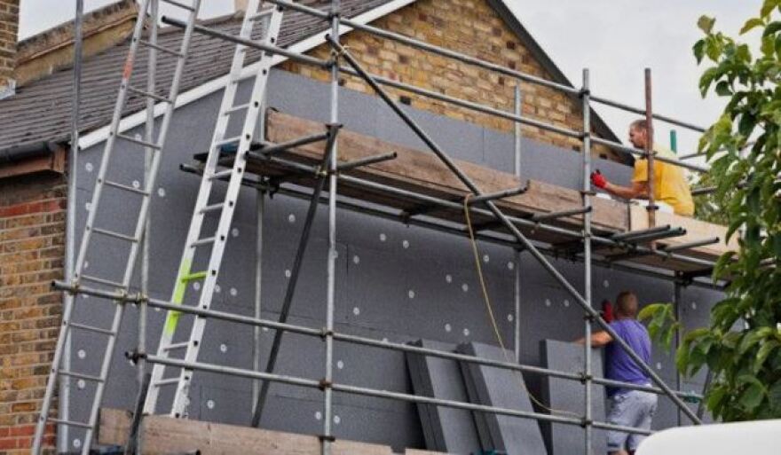 Έτσι θα κρατήσετε το σπίτι σας ζεστό τον χειμώνα και δροσερό το καλοκαίρι 