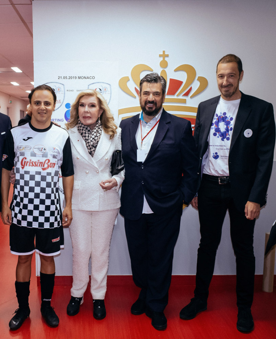 «Όραμα Ελπίδας»: Οι πιλότοι της Formula 1 βράβευσαν την Μαριάννα Βαρδινογιάννη