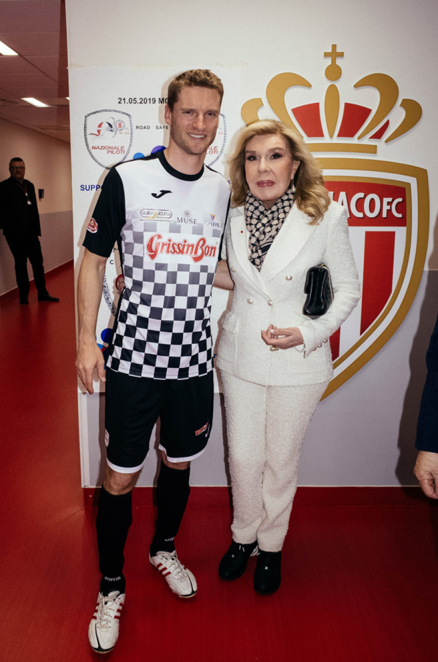 «Όραμα Ελπίδας»: Οι πιλότοι της Formula 1 βράβευσαν την Μαριάννα Βαρδινογιάννη