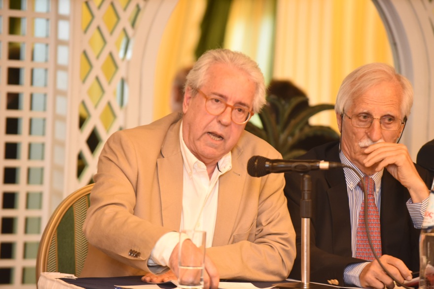 Σύσσωμο το ΠΑΣΟΚ σε εκδήλωση της «Μεταρρύθμισης»