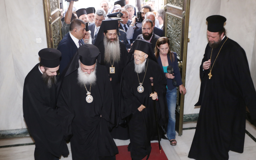 Οικουμενικός Πατριάρχης σε Αρχιεπίσκοπο Ιερώνυμο: «Το αίμα νερό δεν γίνεται»