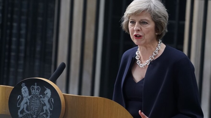 Πολιτική αστάθεια στη Βρετανία: Από το Brexit στην παραίτηση Στάρμερ και τον έβδομο πρωθυπουργό μέσα σε μια δεκαετία