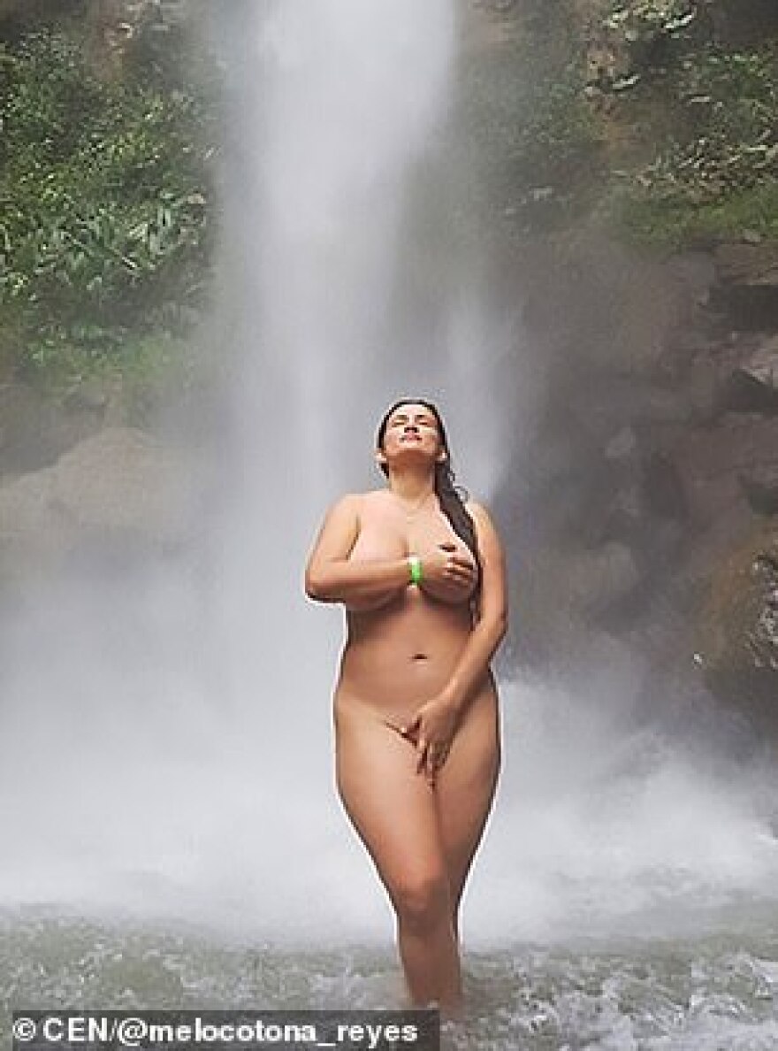 Οργή στην Κολομβία για την γυμνή blogger που «βεβήλωσε» ιερή λίμνη