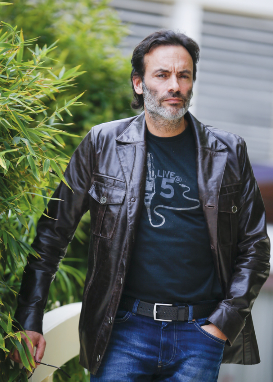 Αλέν-Φαμπιάν Ντελόν: Ο πατέρας μου μπορεί να γίνει άγριος και κτηνώδης