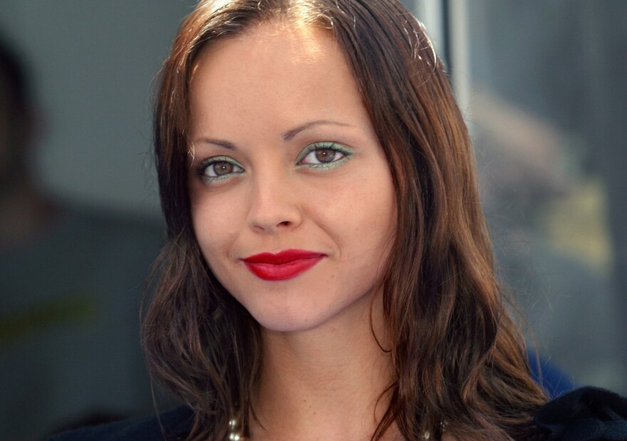 «Κάναμε σεξ στα υγρά σεντόνια και λιποθυμήσαμε» - Οι ερωτικές σκηνές στην αυτοβιογραφία του Moby διχάζουν!