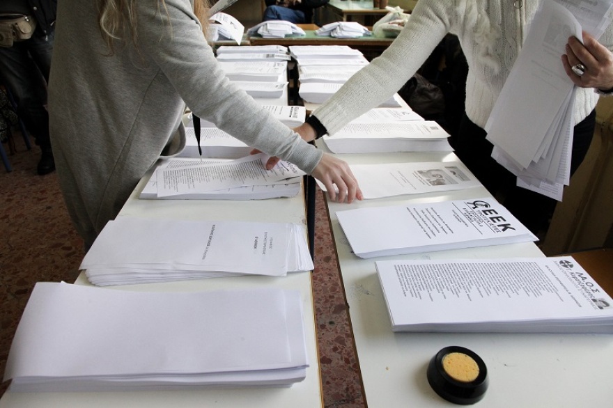 ΠΑΣΟΚ/ΚΙΝΑΛ: Γράψε- σβήσε για τις λίστες των υποψηφίων σε όλη τη χώρα