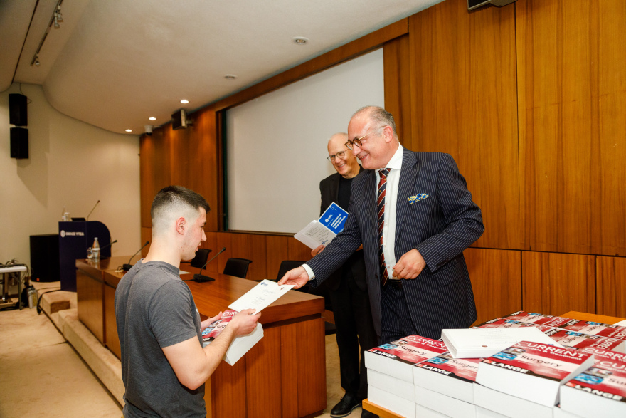    Όμιλος ΥΓΕΙΑ και Ιατρική Σχολή Αθηνών: Μία «γόνιμη» σύμπραξη δημοσίου και ιδιωτικού τομέα στην ιατρική εκπαίδευση 