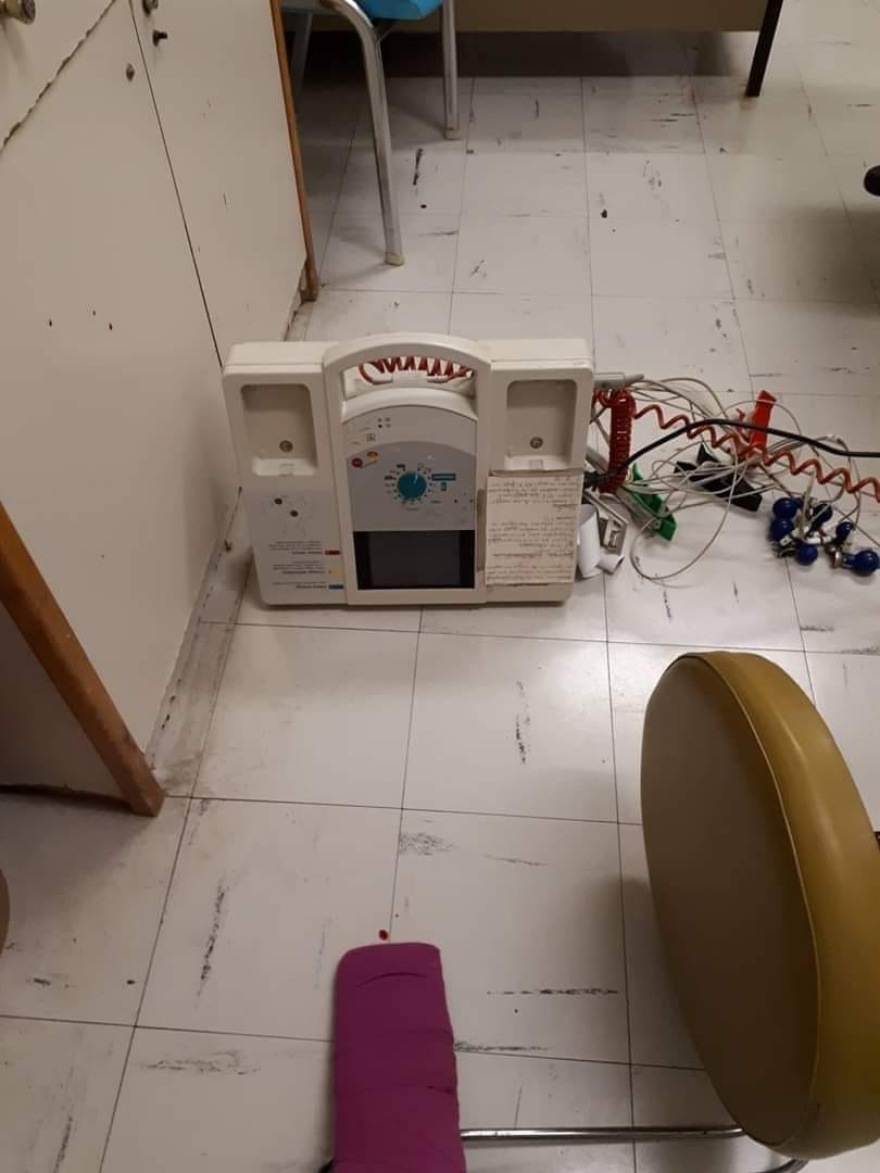 Καταγγελία ΠΟΕΔΗΝ: Ρομά έκανε «γυαλιά -καρφιά» το Κέντρο Υγείας Μεγάρων